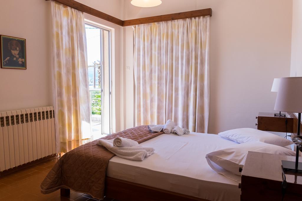 Sunset Beach House Kato Alepokhorion Bagian luar foto